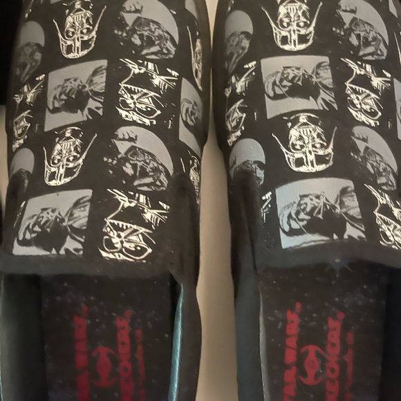 Darth Vader slip-on sketcher - Picture 3 of 3